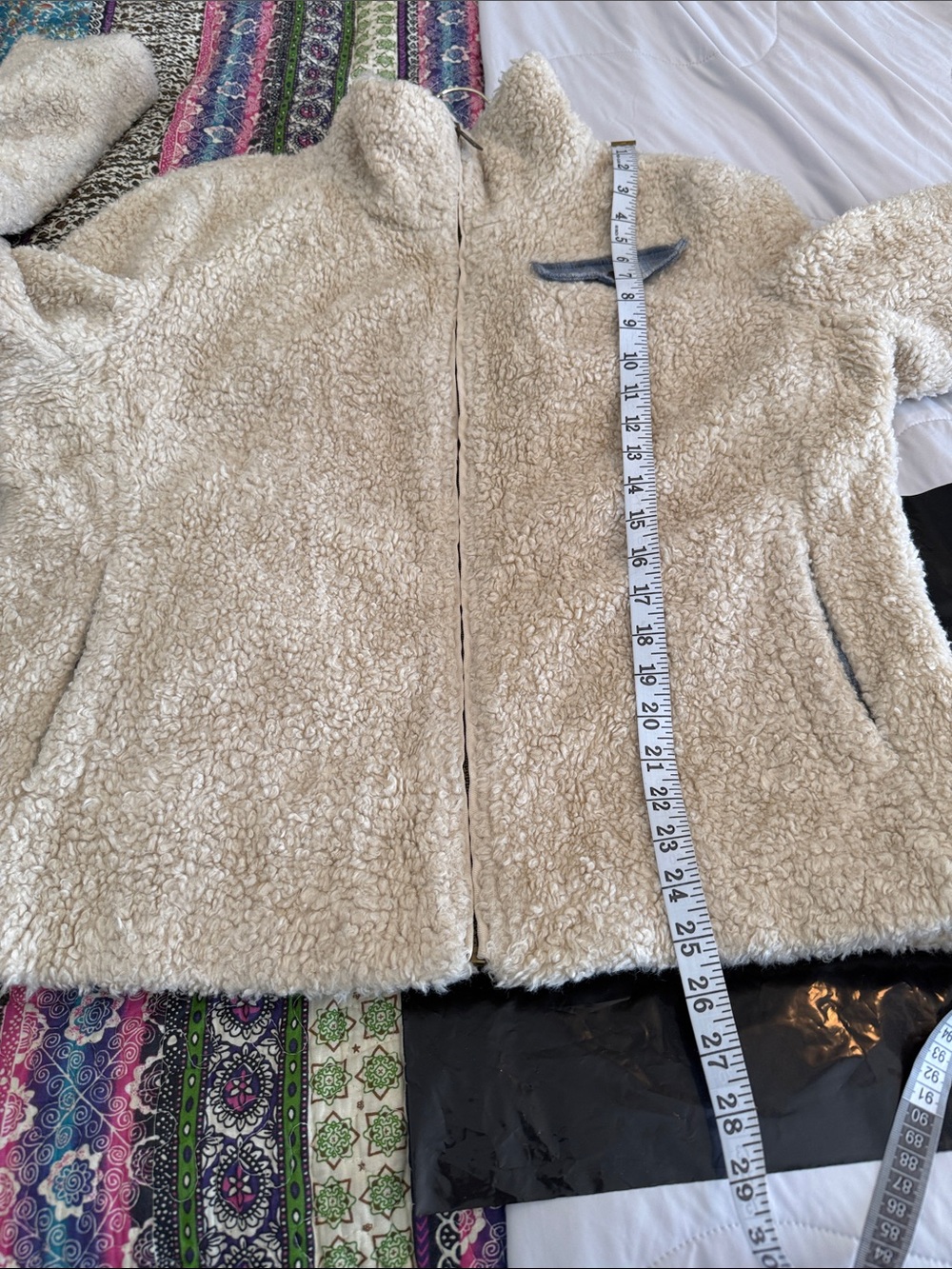 Pendleton Cream Sherpa Zip Jacket with Contrast Chest Flap - Picture 9 of 9